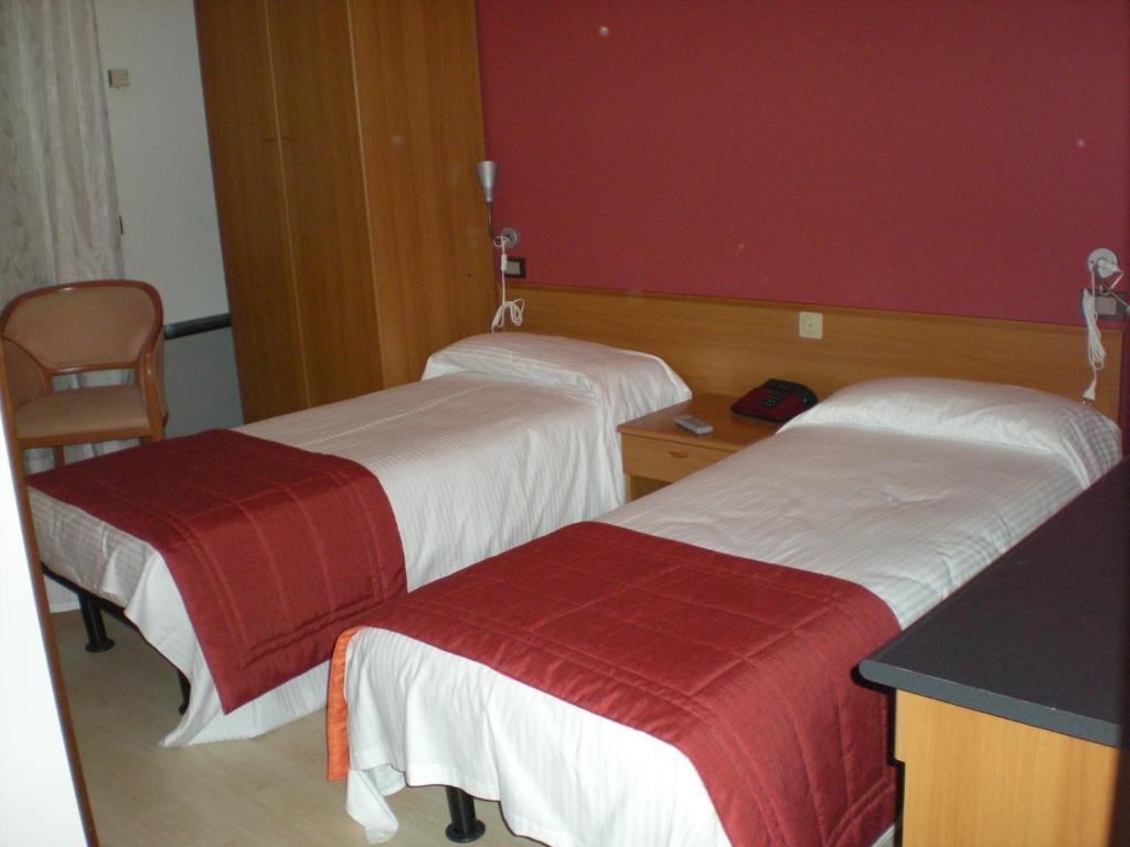 Aer Hotel Malpensa Oleggio Habitación foto